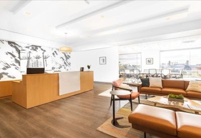 300 Spectrum Center Drive, Suite 400 executive office centres