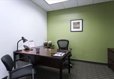 Executive suite to let in Newtown