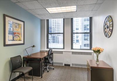 Exterior view of 445 Park Avenue, 9th Floor