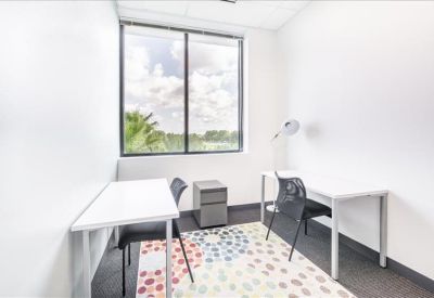Office suites in central Windermere