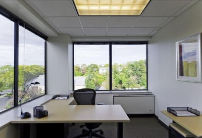 500 West Putnam Avenue, Suite 400 office spaces
