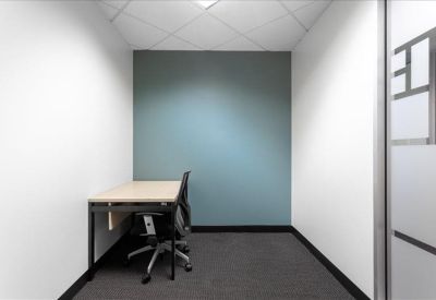 Executive office centres in central Irving