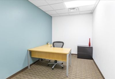 Office spaces in central Johnston