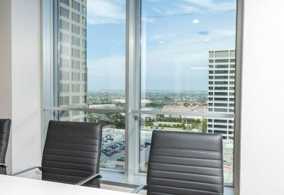 Office suites to let in Newport Beach