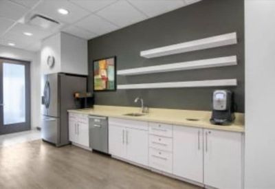 Exterior view of 88 Queens Quay West, Suite 2500