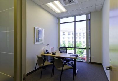 Office accomodations to lease in Elk Grove