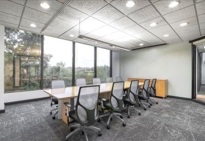 Serviced office to lease in Overland Park