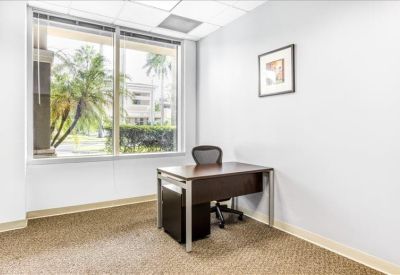 Executive suite to let in Plantation