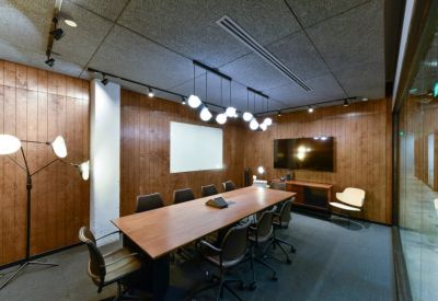 Interior of 976 Brady Ave NW, Suite 100