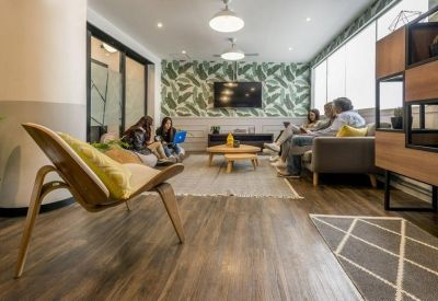 Av. Benavides 1180, Piso 6, Miraflores