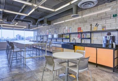 Corp. Diamante Toreo, Av. Rodolfo Gaona 3, Piso 5, Lomas de Sotelo, Periodista