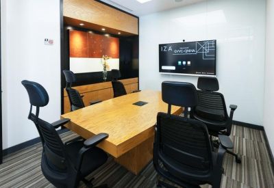 Av. Empresarios No.135, Col. Puerta de Hierro, 45116, Skalia, Pisos 7 y 8