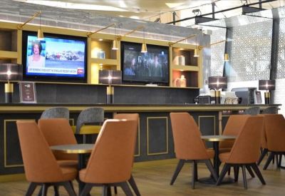 Executive suite to lease in Louisville