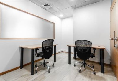 Executive suite to lease in Santiago