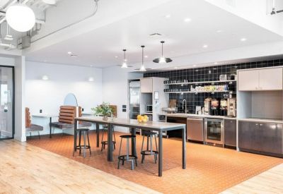 Exterior image of 2700 Post Oak Boulevard, Galleria Office Tower I