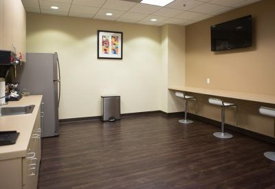 Image of Oakland executive suite