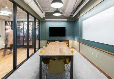 Offices at 150 4th Avenue North, One Nashville Place