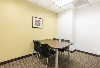 Offices at 325-41 Chestnut Street, Suite 800