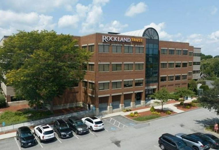 Office suite in Braintree (Massachusetts)