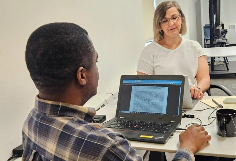 Offices at 167, Lombard Avenue
