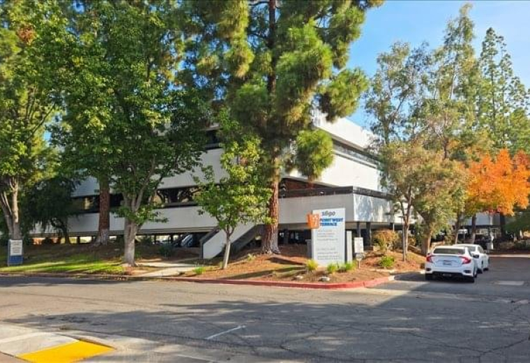 1690 W. Shaw Avenue, 1st & 2nd Floor, Fresno, California