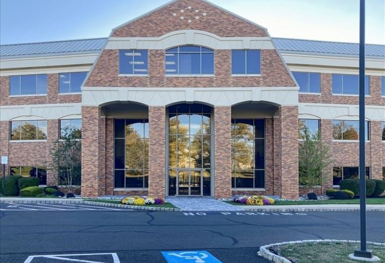 2003 South Easton Road, Suite 308