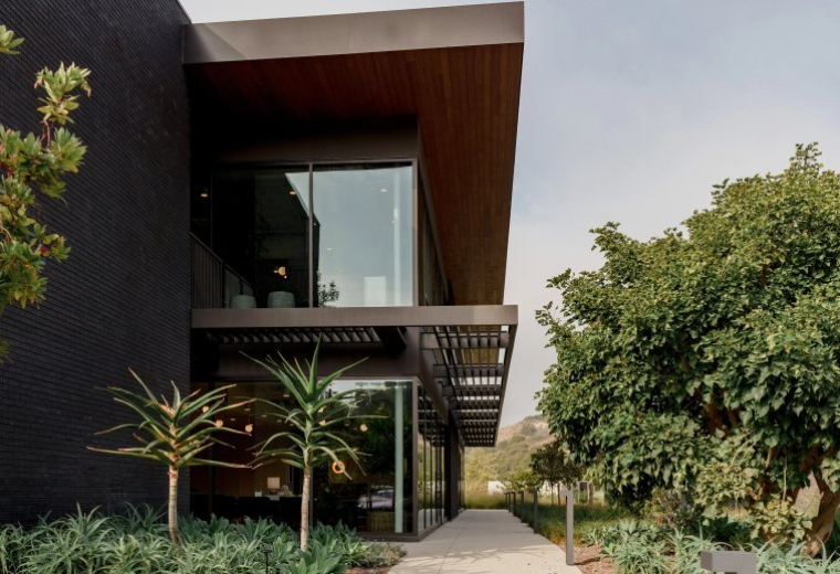 23465 Civic Center Way, Malibu, California