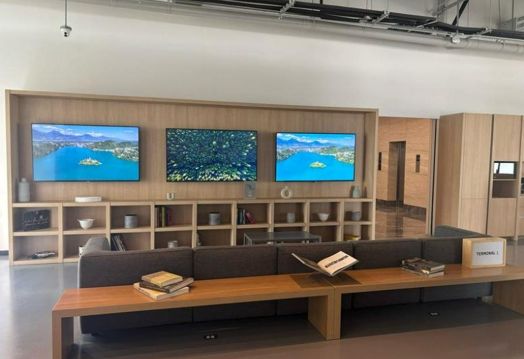 Offices at 27, Viaducto Rio Becerra, Escandón I Sección