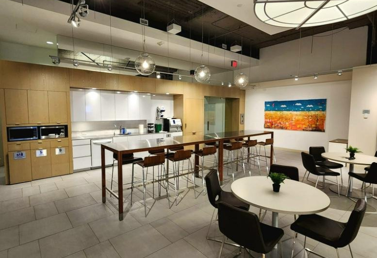 300, 207 9th Avenue Southwest, Calgary, Alberta