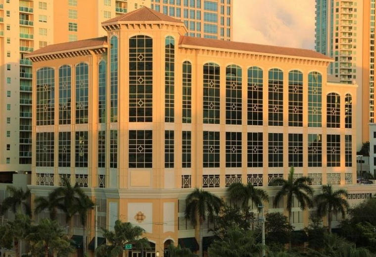 Executive suite to let in Fort Lauderdale