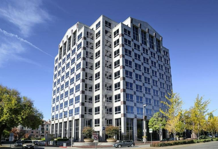 Exterior view of (301) 301 North Lake Avenue, Suite 600