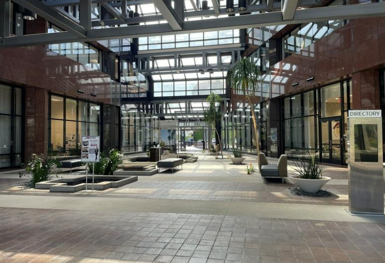 Executive office centres to rent in Seal Beach