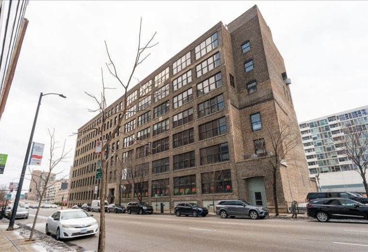 Exterior view of 320 West Ohio Street, Adlake Building