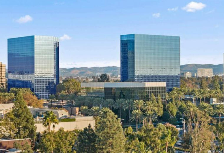 3200, Park Center Drive, 14th & 15th Floor, Costa Mesa, California
