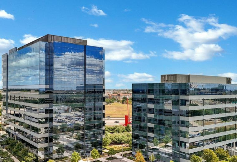Office suites in central Frisco (TX)