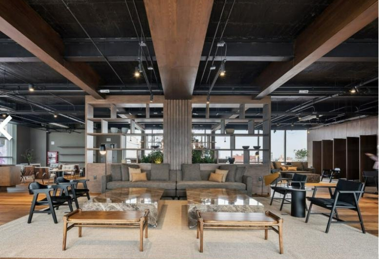 Exterior view of the office building at 333, Avenida Paseo de la Reforma.