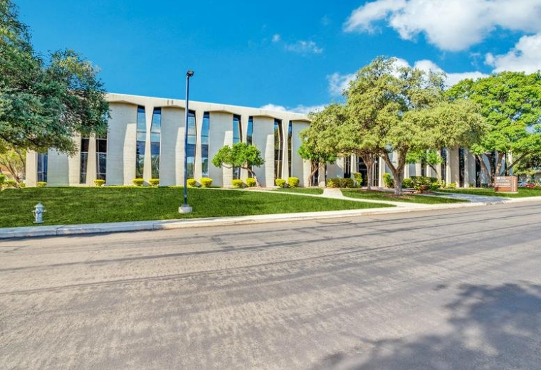 Executive office to lease in San Antonio