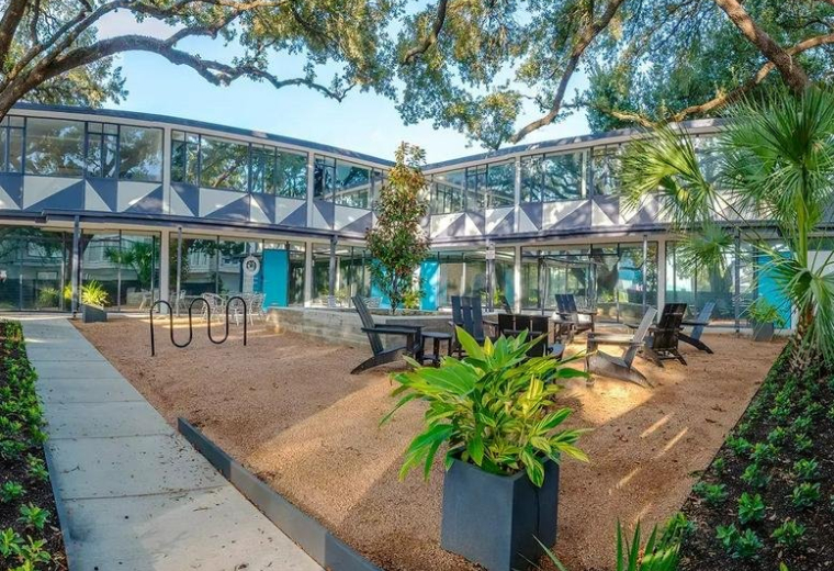 4900 Travis Street, Houston, Texas