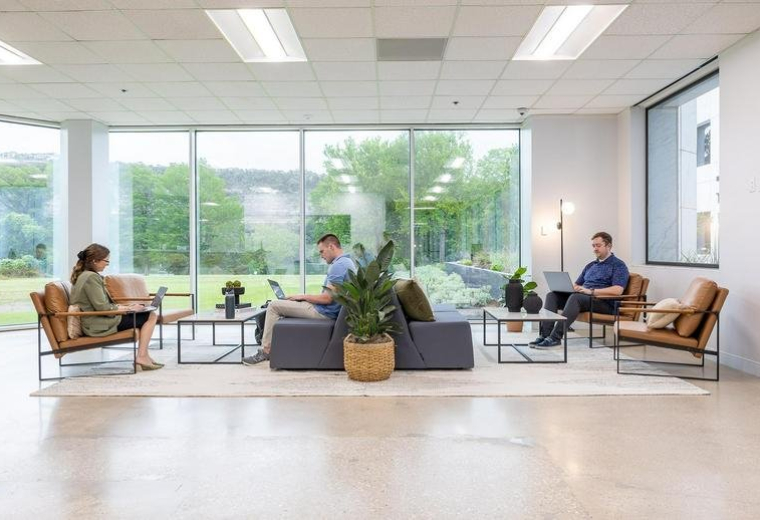 5000 Plaza on the Lake Drive, Austin