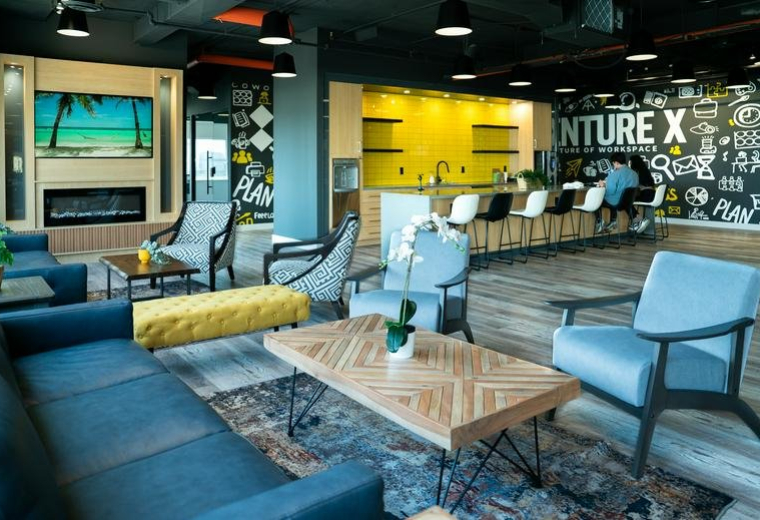 Exterior image of 5343 Dundas Street West, Suite 601