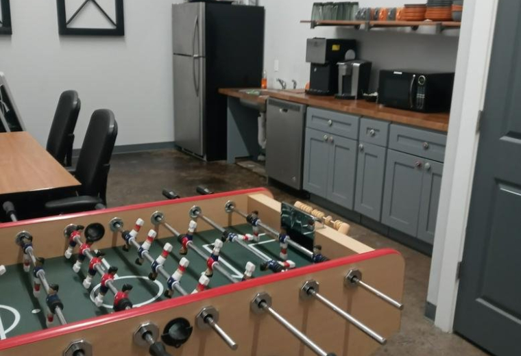 Exterior view of 840 1st Avenue, Suite 400