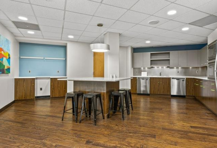 Executive office centre - Wellesley Hills