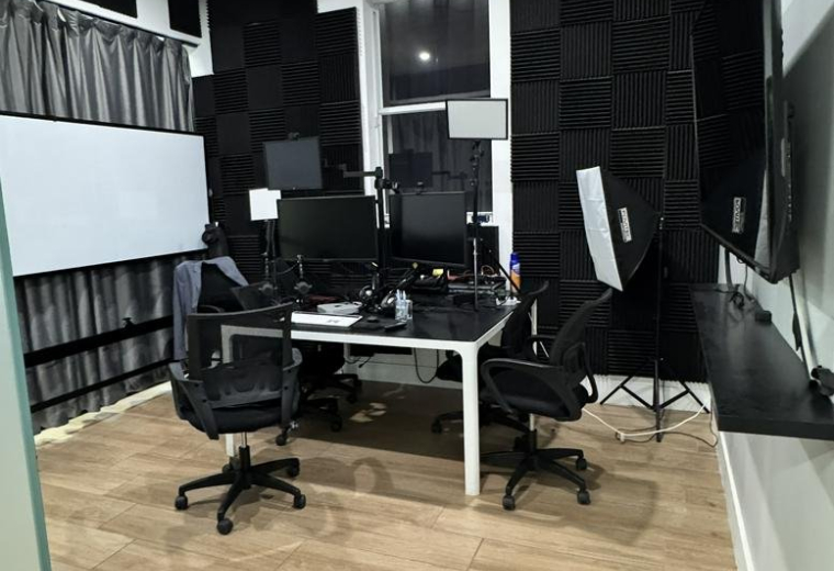 999 Northeast 125th Street, North Miami