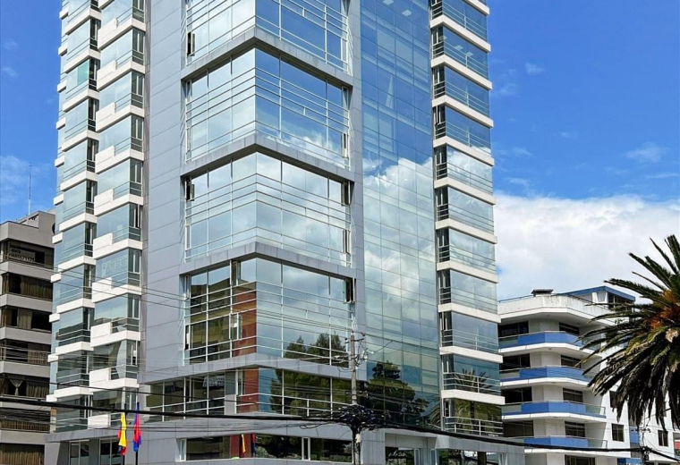 Avenida Eloy Alfaro E6-24, y Calle Francisco Andrade Marin, Quito