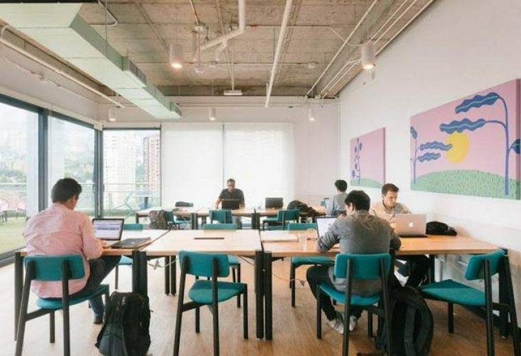 Serviced office centres to lease in Medellín