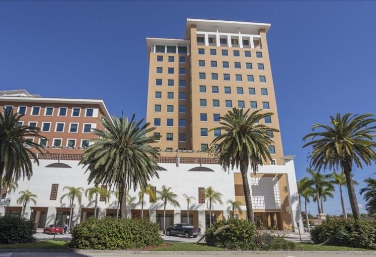 1 Alhambra Plaza, Floor PH, Columbus Business Centre, Miami, Florida, USA
