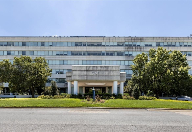 1 International Plaza, International Plaza Drive, Philadelphia, Pennsylvania, USA