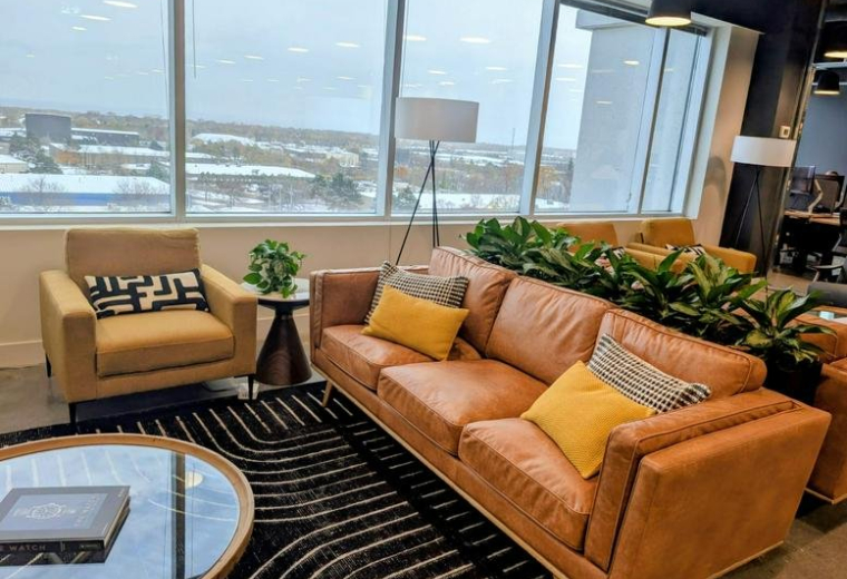 Exterior image of 1122, International Boulevard