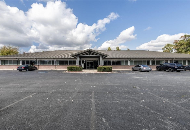 1202 North East McClain Road, Building 7, Beau Terre, Bentonville, Arkansas, USA