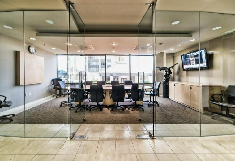 Serviced office centre to lease in Oakland